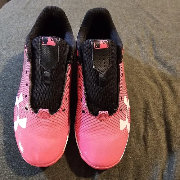 Under Armour Pink and Black Sneakers - Picture 1 of 7